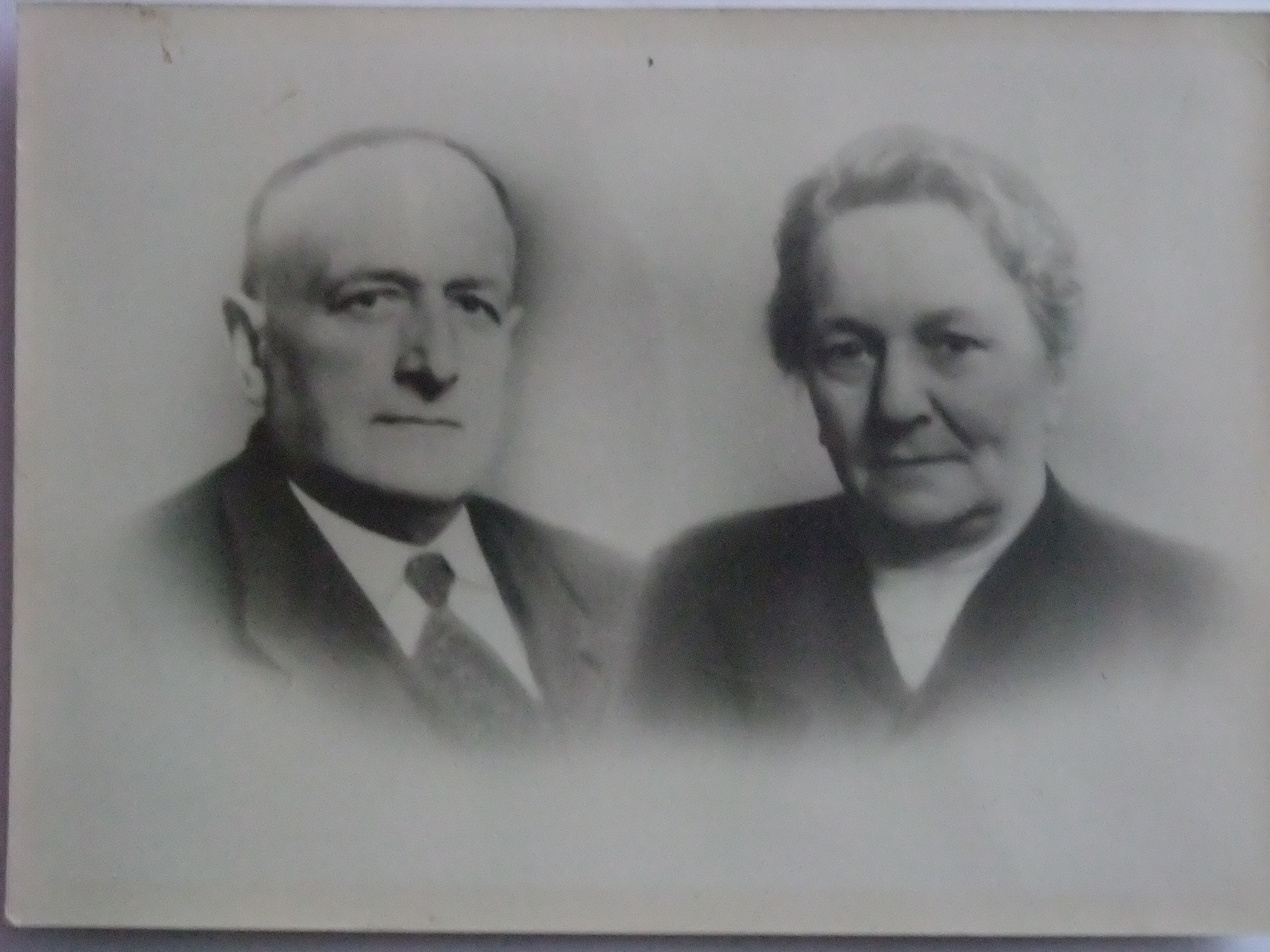 Johannes van den Ende (1891) en Naatje van den Bos (1890)